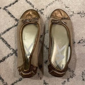 Ann Klein Sport flats